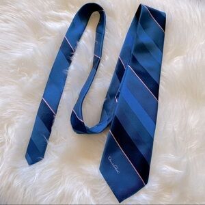 Oscar de la Renta Striped Tie
